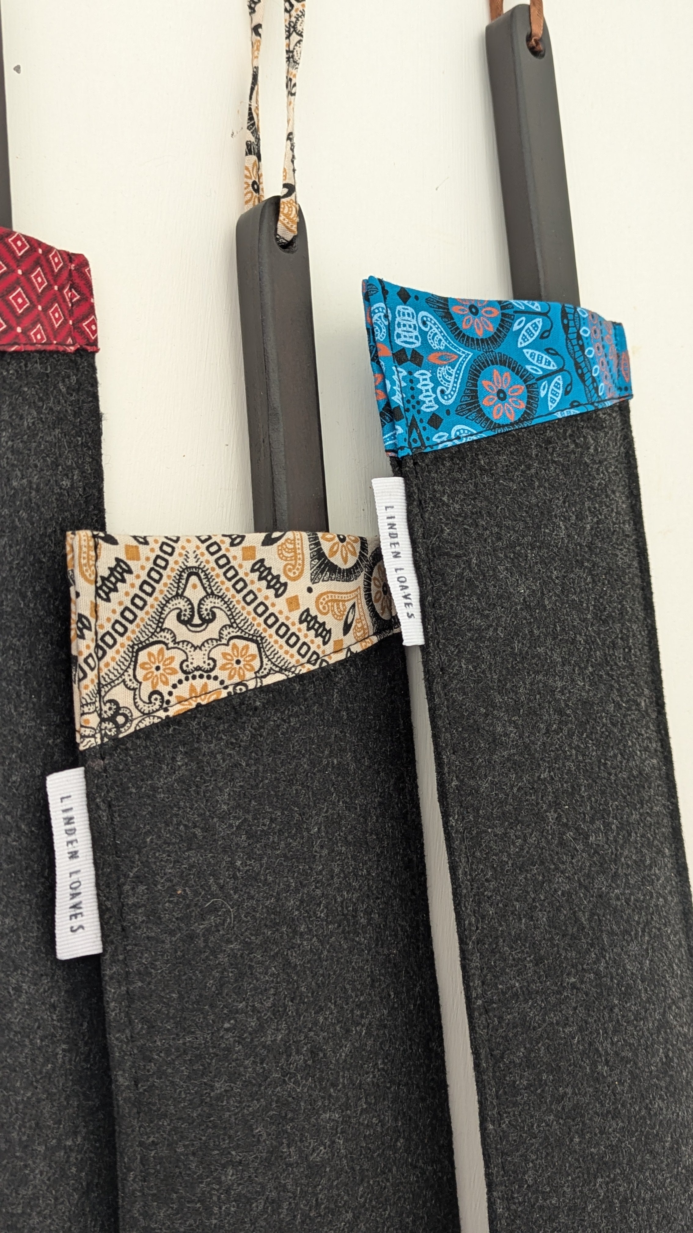 Bow Fiddle Bread Knife with Eco-felt Pouch